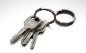 Read more about the article Trending: Handgrey KNOX Titanium Keyring